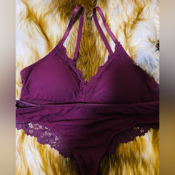 NWOT Marilyn Monroe Purple Burgundy Lace active Bra and pantie set - Picture 4 of 4